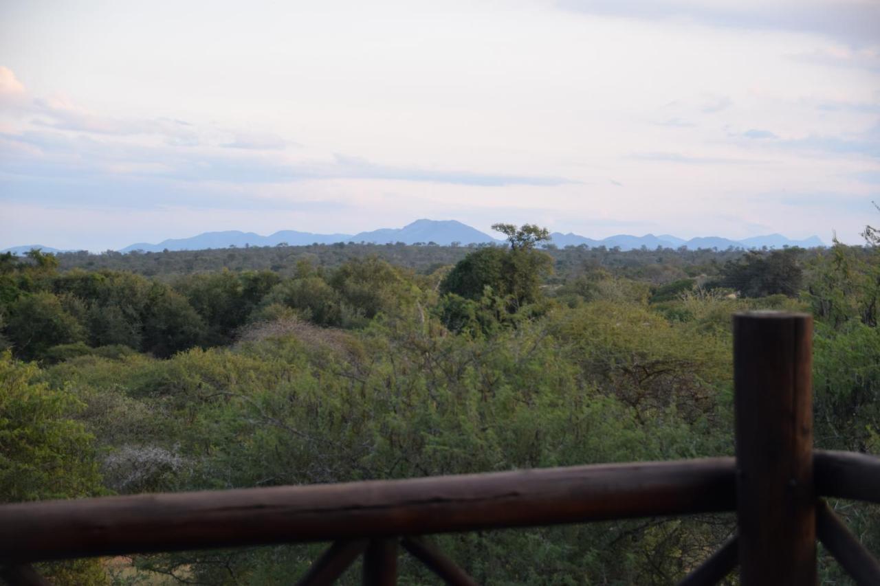 Giraffe Plains Villa Marloth Park Bagian luar foto